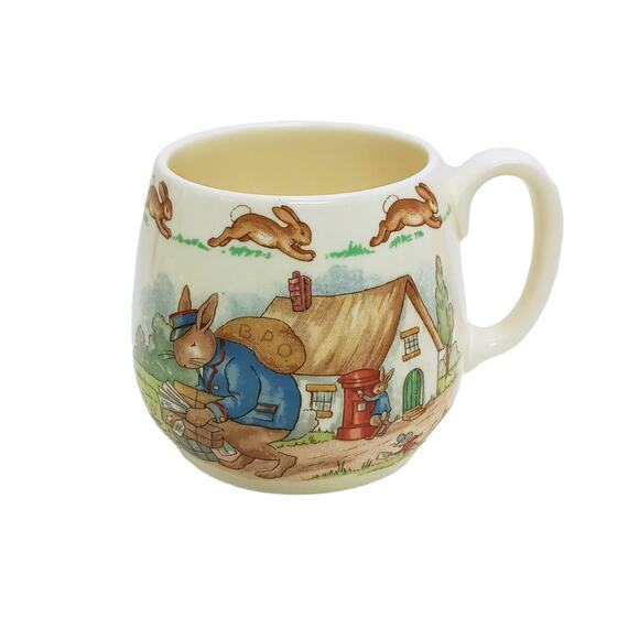 Royal Doulton Bunnykins Easter Bunny Rabbit Mug Postman Town Station Cup VTG - Picture 1 of 12